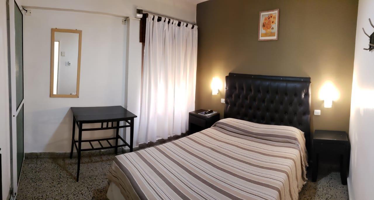 פאראנה Hotel Bristol מראה חיצוני תמונה