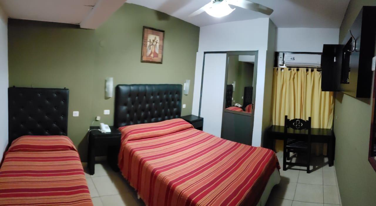 פאראנה Hotel Bristol מראה חיצוני תמונה